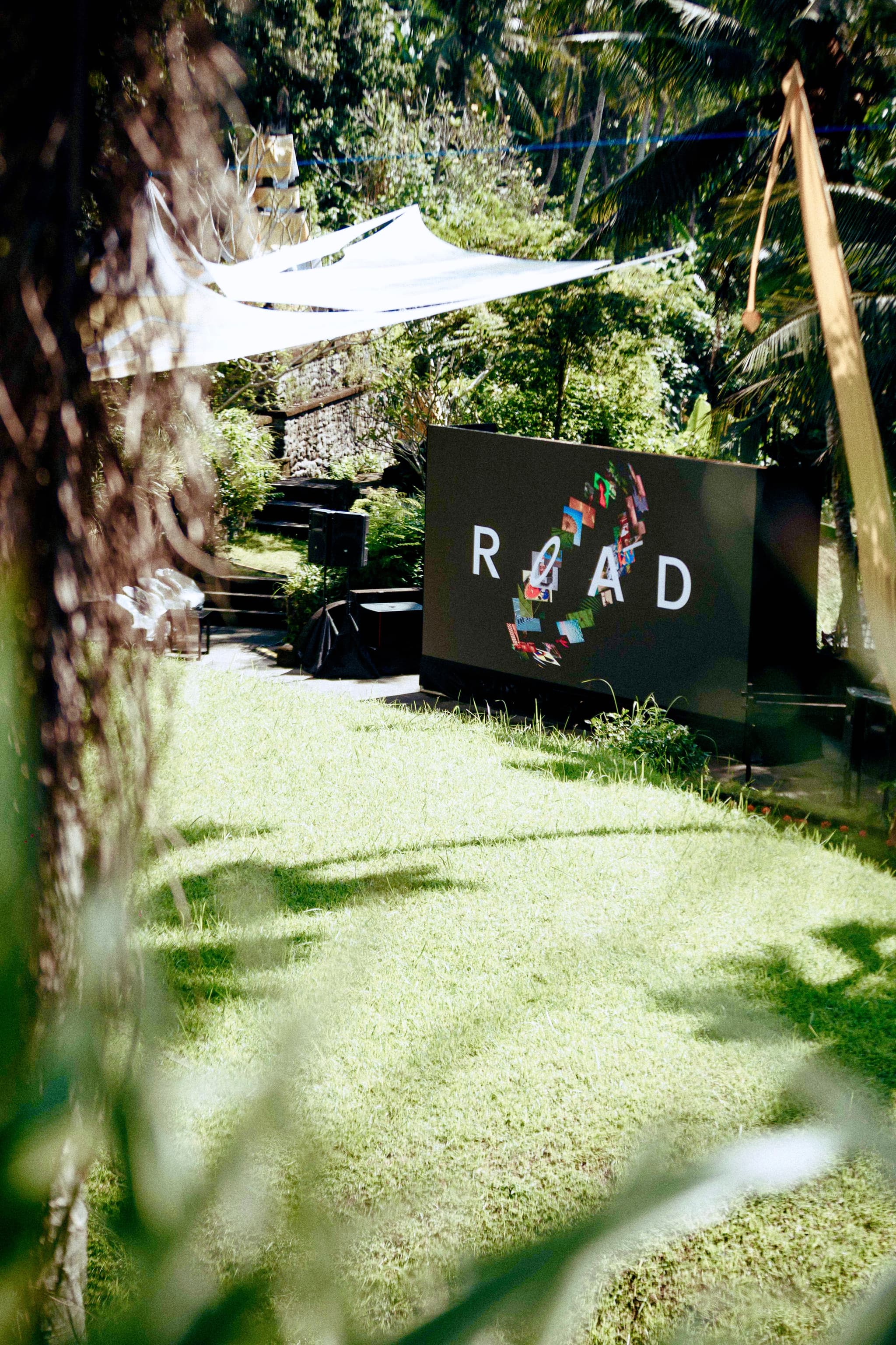 Open-air stage at Silk Road Chapter 02 / Bali