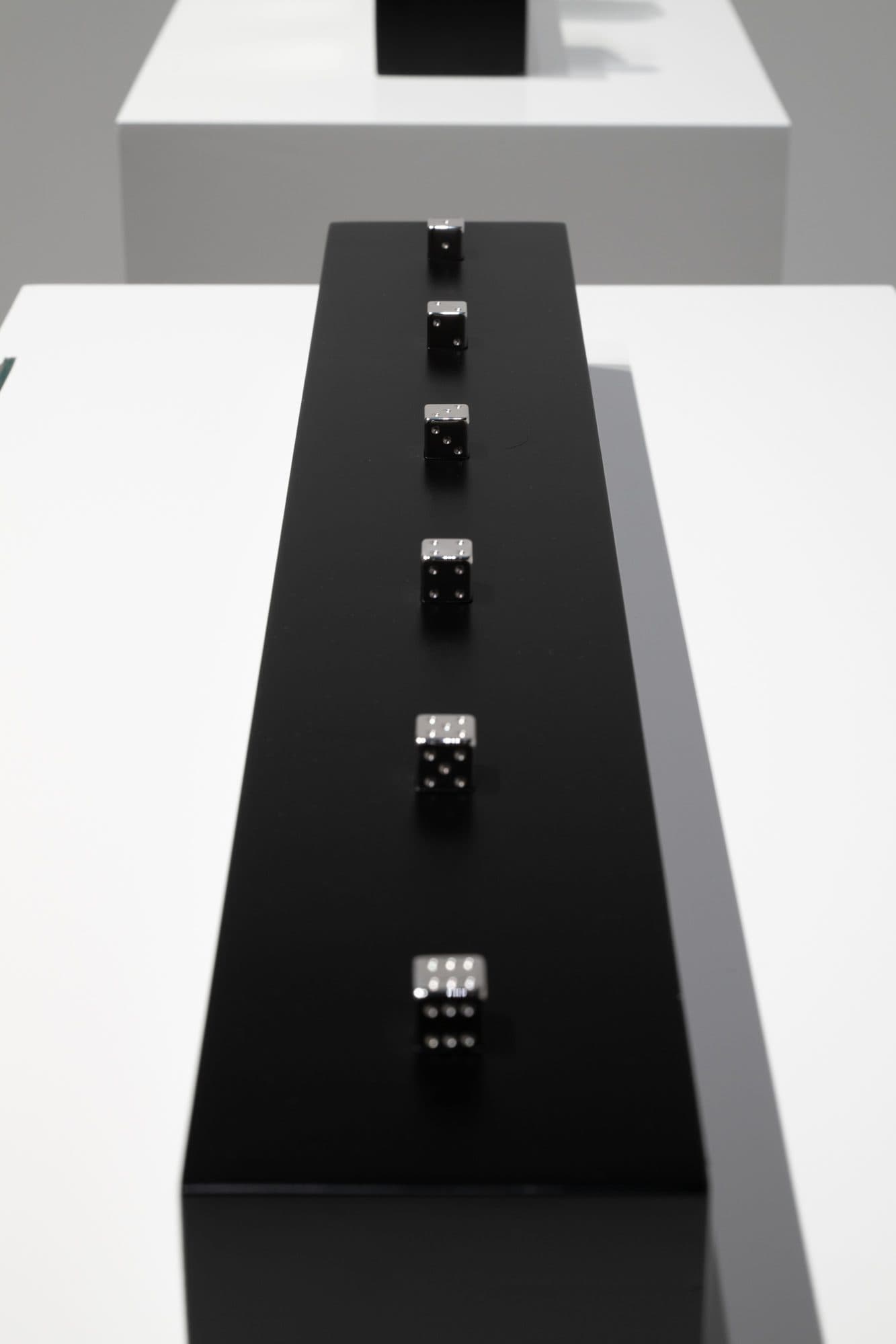 LUCK — silver set vertical